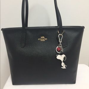 Coach Crossgrain Large Leather Tote Blk/Blk